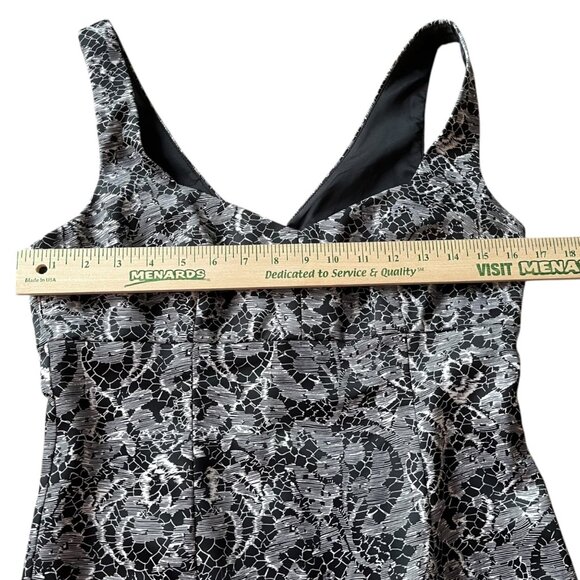 Trina Turk Quain Lace-Print Sleeveless Sheath Dress Women's 6 Black‎ White Party - Picture 12 of 12